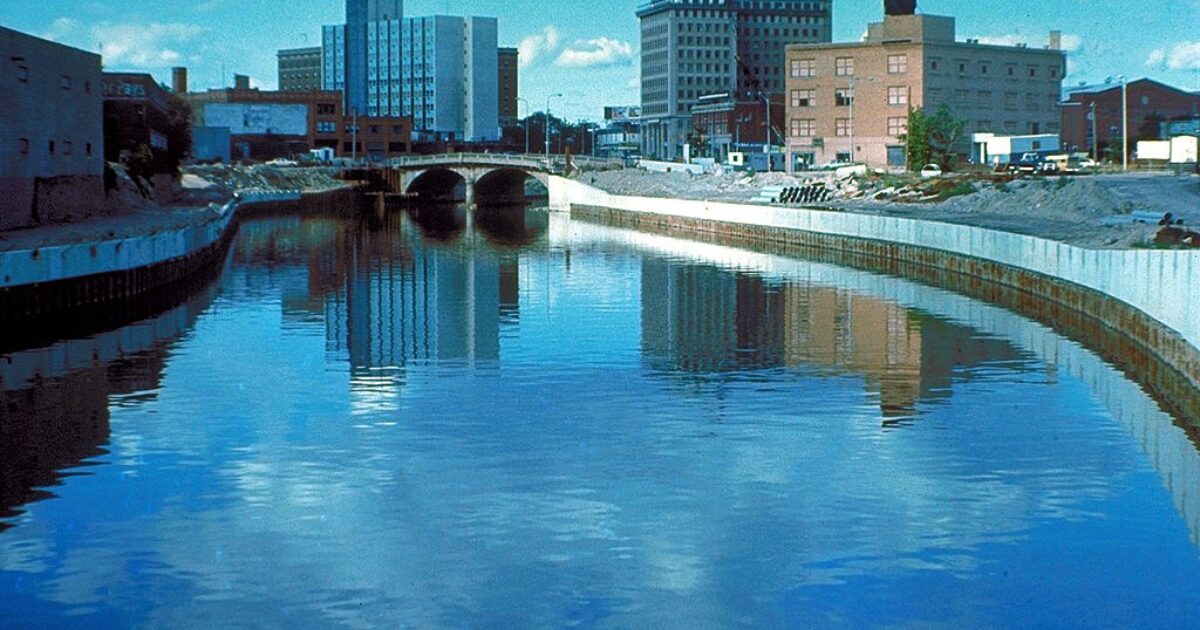 EPA Establishes Flint Safe Drinking Water… Municipal Sewer and Water